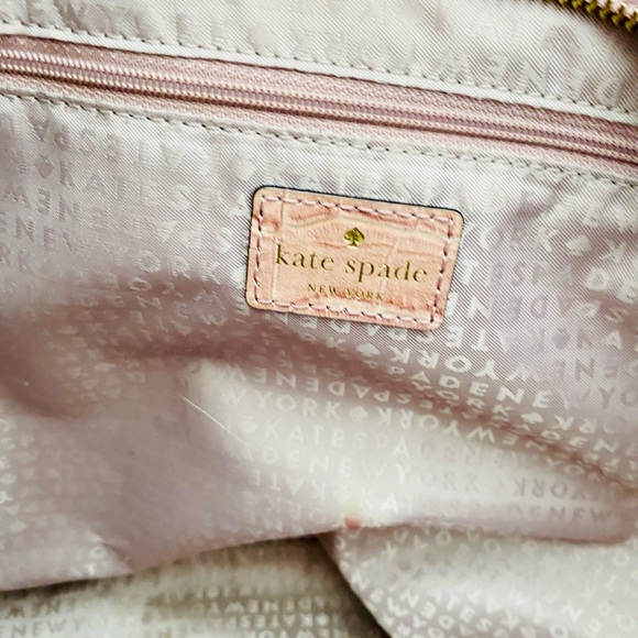 Pink Kate Spade snakeskin Elissa Tote like new RARE - Picture 2 of 7